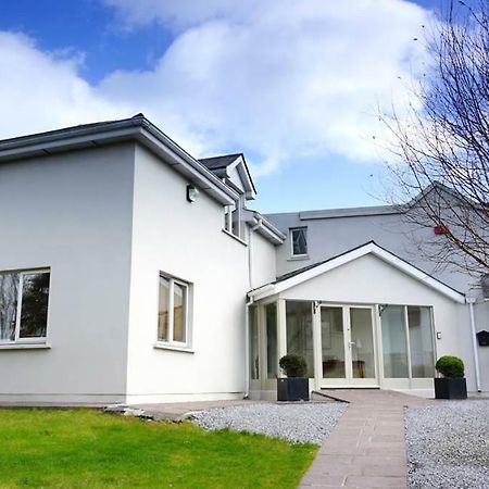 Отель Blind Gate House Кинсэйл Экстерьер фото